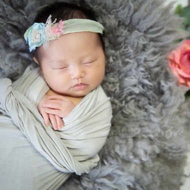 Smile works／益田ともかが出張撮影した「ニューボーンフォト＠大阪」の家族写真