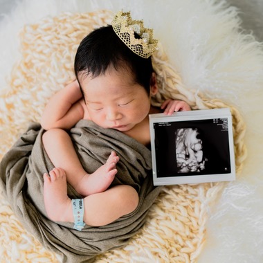 Kanaeruが出張撮影した「赤ちゃん誕生の感動を写真に込めて」の家族写真
