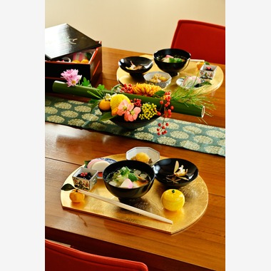 三浦希衣子が撮影した「料理と花のスタイリング」の写真