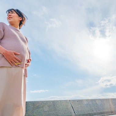 高木勇斗が出張撮影した「マタニティフォト」の家族写真