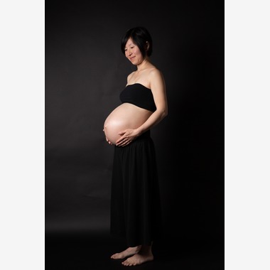 眞田 厚司が出張撮影した「マタニティ」の家族写真