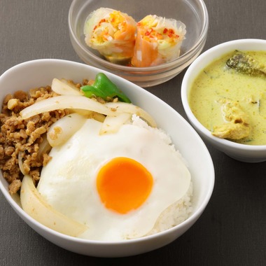 森安　照が撮影した「エスニック料理」の写真