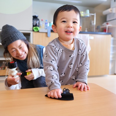 稲蔭一道が出張撮影した「託児所」の家族写真