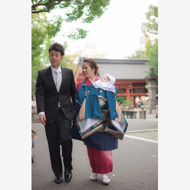 フォスタムが出張撮影した「お宮参り撮影」の家族写真