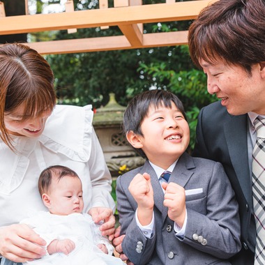 山下　剛が出張撮影した「お宮参り撮影」の家族写真