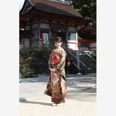 奈多写真が出張撮影した「成人前撮り」の家族写真