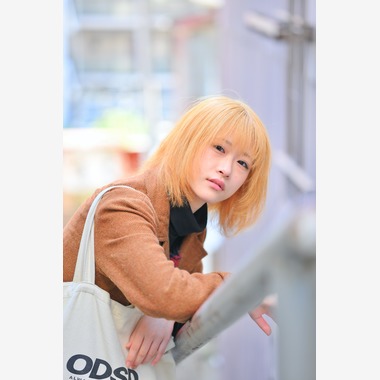 デザイン＆フォト内藤が撮影した「静岡県熱海市での女性モデルさん起用のロケーションポートレート（インスタ用作品）」の写真