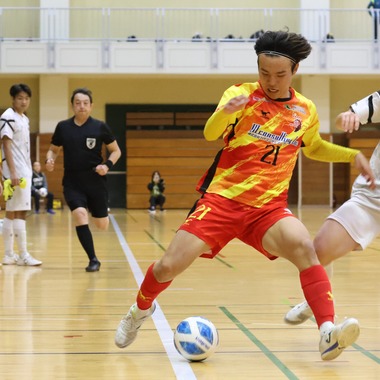 ＮＫ フォトエージェンシーが撮影した「人物写真②(フットサル）」の写真