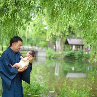 高木勇斗が出張撮影した「お宮参り」の家族写真