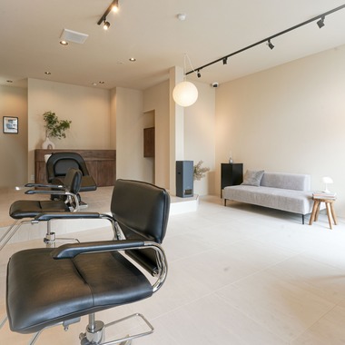 JJ&Co.が撮影した「福岡県　工務店　施工事例　美容室　内装」の写真