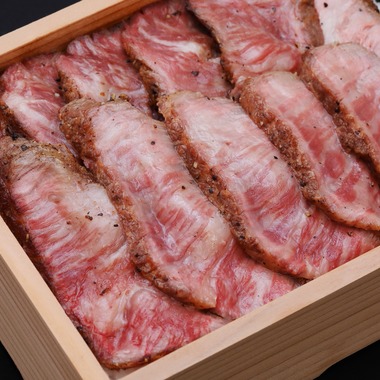 森安　照が撮影した「肉弁当・肉料理」の写真