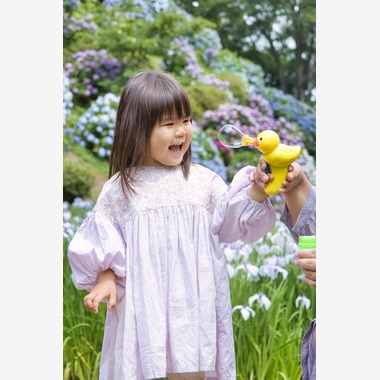 naru2photoが出張撮影した「みんな紫陽花色の衣装で。」の家族写真