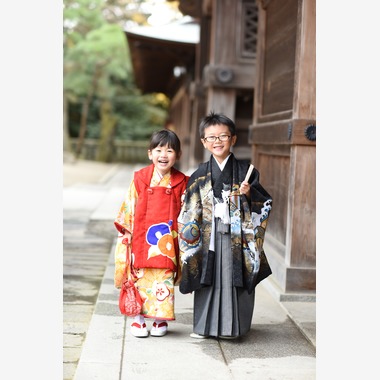 青木淳が出張撮影した「「七五三撮影／二荒山神社」」の家族写真