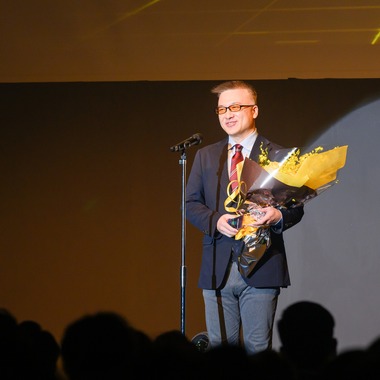 上野貢希が撮影した「企業総会写真撮影」の写真