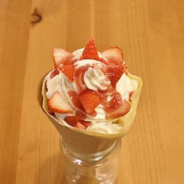小野和也が撮影した「火花 - クレープ専門店」の写真