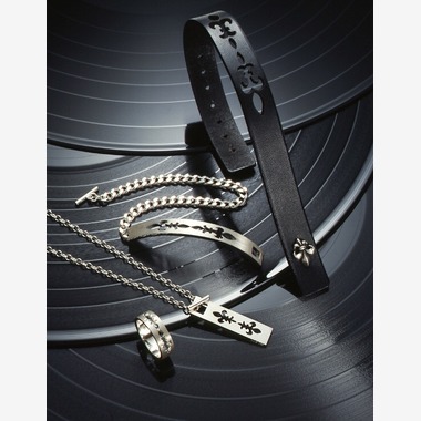 有限会社　澤田スタジオが撮影した「アクセサリー、貴金属」の写真