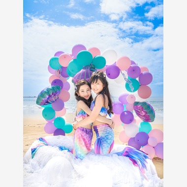 iolis photo&decorationが出張撮影した「名古屋市内出張、国際会議場、百貨店、ビーチ、公園などのロケにも対応致します」の家族写真