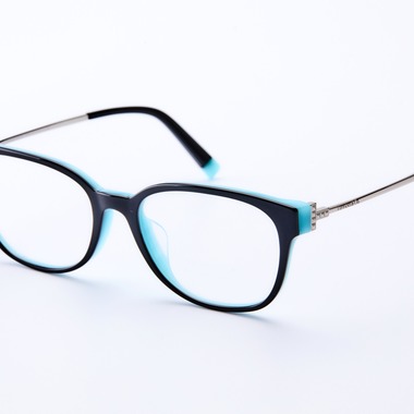 まるやゆういち が撮影した「メガネ撮影（百貨店様等用途）」の写真