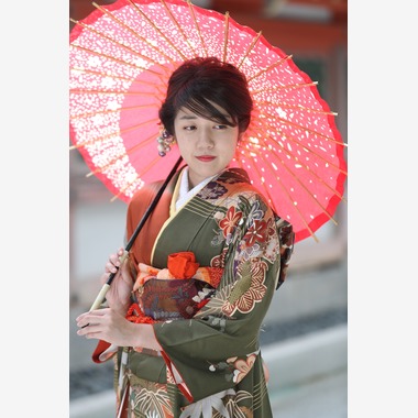 奈多写真が出張撮影した「成人前撮り」の家族写真