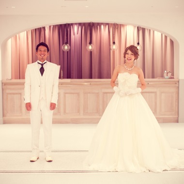 chapelle de Coffret (チャペル・ド・コフレ)が撮影した「洋装チャペル・館内貸切撮影」のウェディングフォト