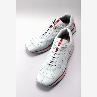 明石　九三（あかし　きゅうぞう）が撮影した「商品撮影」の写真