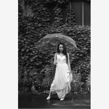 Photo taken by uno e creative act. - A love story photo of just the two of you captured in the city