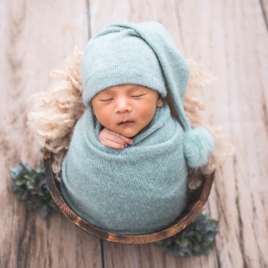 荒畑けいこが出張撮影した「ニューボーンフォト」の家族写真