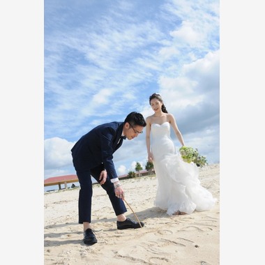 Photo taken by Avenir - Beach Photo wedding