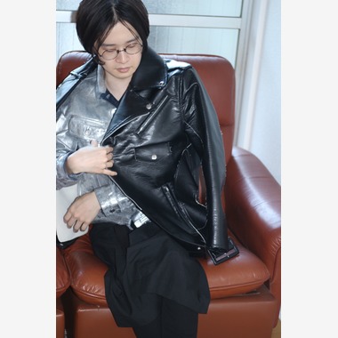 根本駿介が撮影した「アーティスト写真」の写真