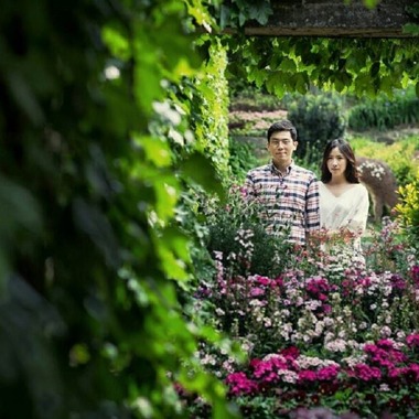 Photo taken by Lee bridal - 