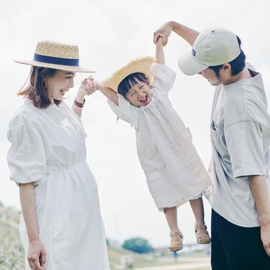 NISHIMURA AKINOBUが出張撮影した「家族フォト@二子玉川公園（東京都世田谷区）」の家族写真