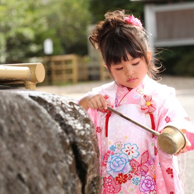Kan Suzuki  photographyが撮影した「七五三　白金氷川神社」の写真