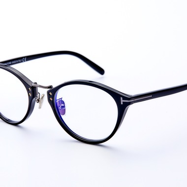 まるやゆういち が撮影した「メガネ撮影（百貨店様等用途）」の写真