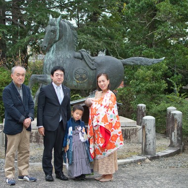 坂田年彦が出張撮影した「七五三・お宮参り」の家族写真