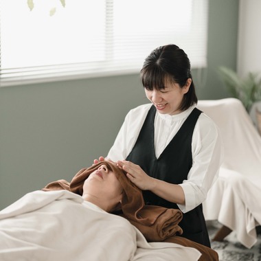 山﨑さと子が撮影した「サロンプロフィール撮影、施術撮影、店舗撮影」の写真