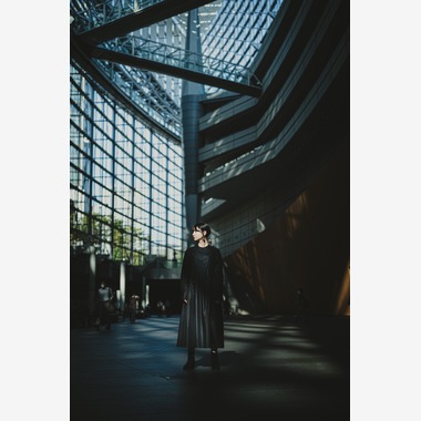 堀口　城介が撮影した「ポートレート　国立新美術館等」の写真