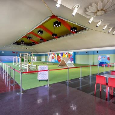 富岡敦が撮影した「テーマパーク撮影」の写真