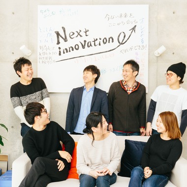 高田鴻平が撮影した「人物撮影(オフィス内)」の写真