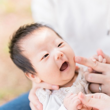 池田廉が出張撮影した「公園にて」の家族写真