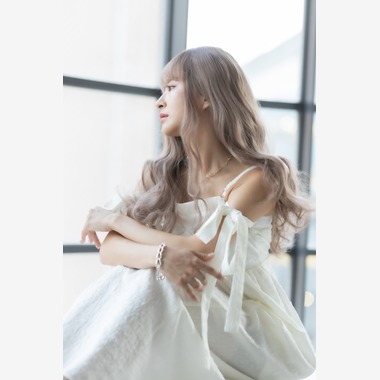 株式会社Ervaが撮影した「ウィッグメーカーモデル撮影」の写真