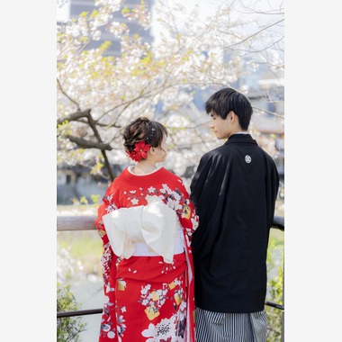 大阪フォトファクトリーが撮影した「和装前撮り」のウェディングフォト