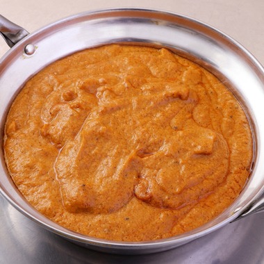 森安　照が撮影した「インド料理メニュー　カレー・ビリヤニ・ナン・チーズナン・チキン・サモサ・ビリヤニ」の写真