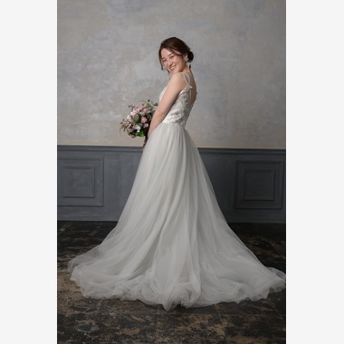 Photo taken by 谷 龍介 - wedding dress shoot