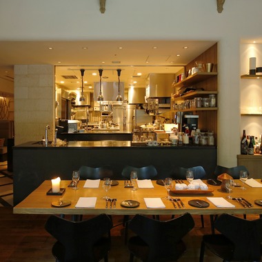 吉本光宏が撮影した「内観外観」の写真