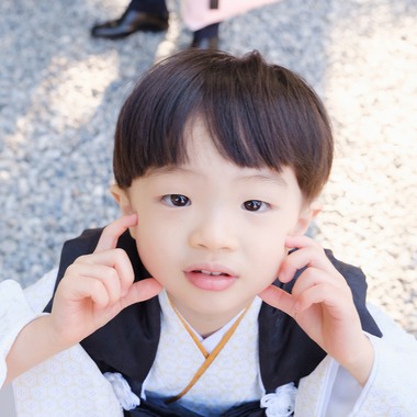 高夏写真店が出張撮影した「七五三の撮影」の家族写真