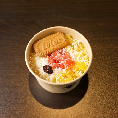 小野和也が撮影した「HACCHI HONEY アサイーボウル」の写真