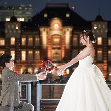 スタジオ　まるが撮影した「東京駅・和田倉門でのウエディングフォト」の写真