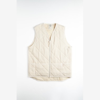 菅野恵太が撮影した「ファッション物撮り」の写真