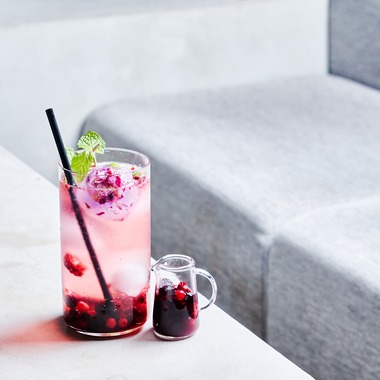 坂元寿行が撮影した「渋谷カフェの撮影」の写真