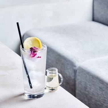 坂元寿行が撮影した「渋谷カフェの撮影」の写真